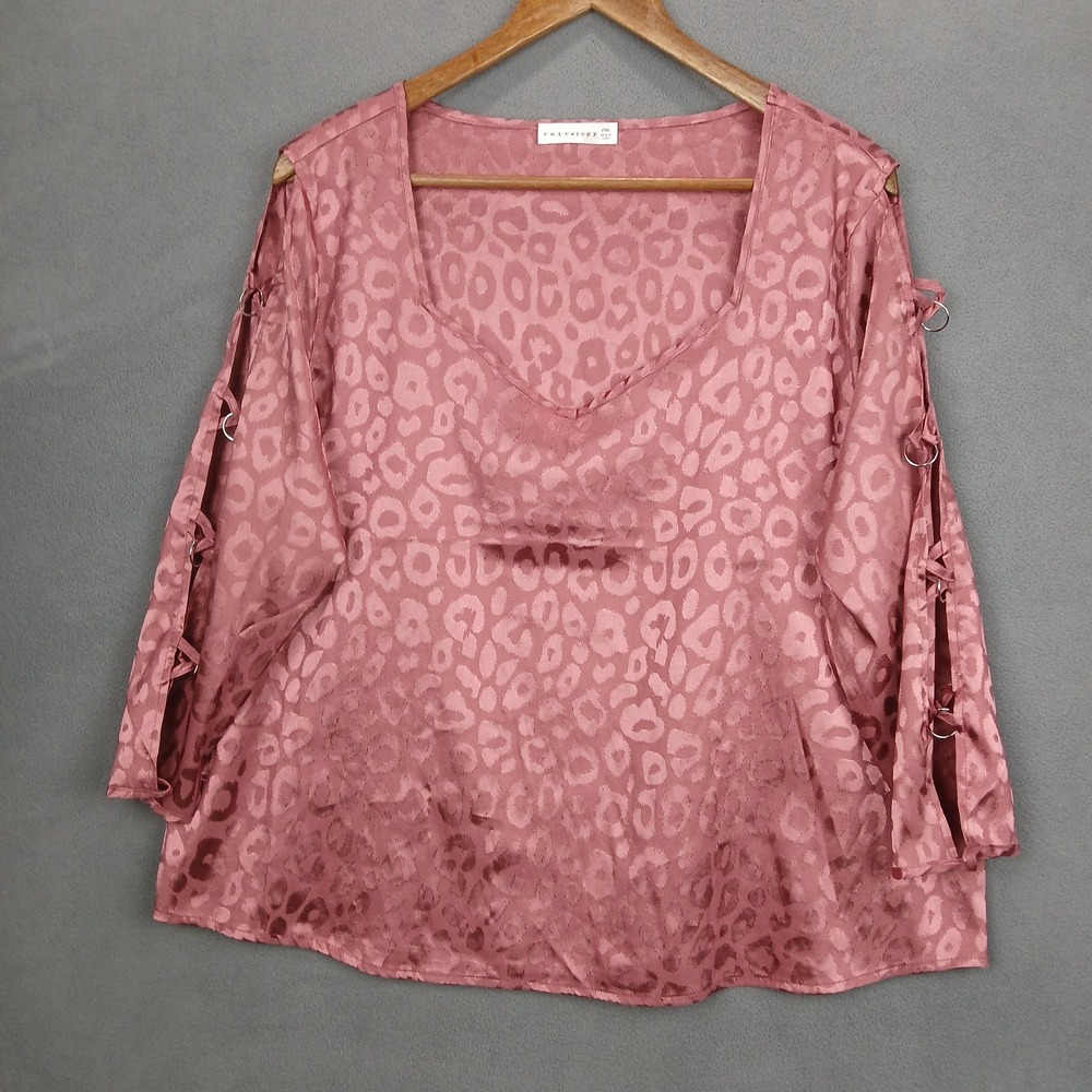 Retrology Blouse Top Womens PXL Pink Jaguar Print Cold Shoulder V Neck Modern